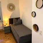 Komfortable In Halle-kroellwitz