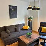 Apartament Komfortable In Halle-kroellwitz