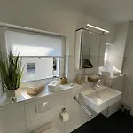 Komfortable In Halle-kroellwitz *