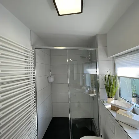 Komfortable In Halle-kröllwitz Apartment Halle (Saale)